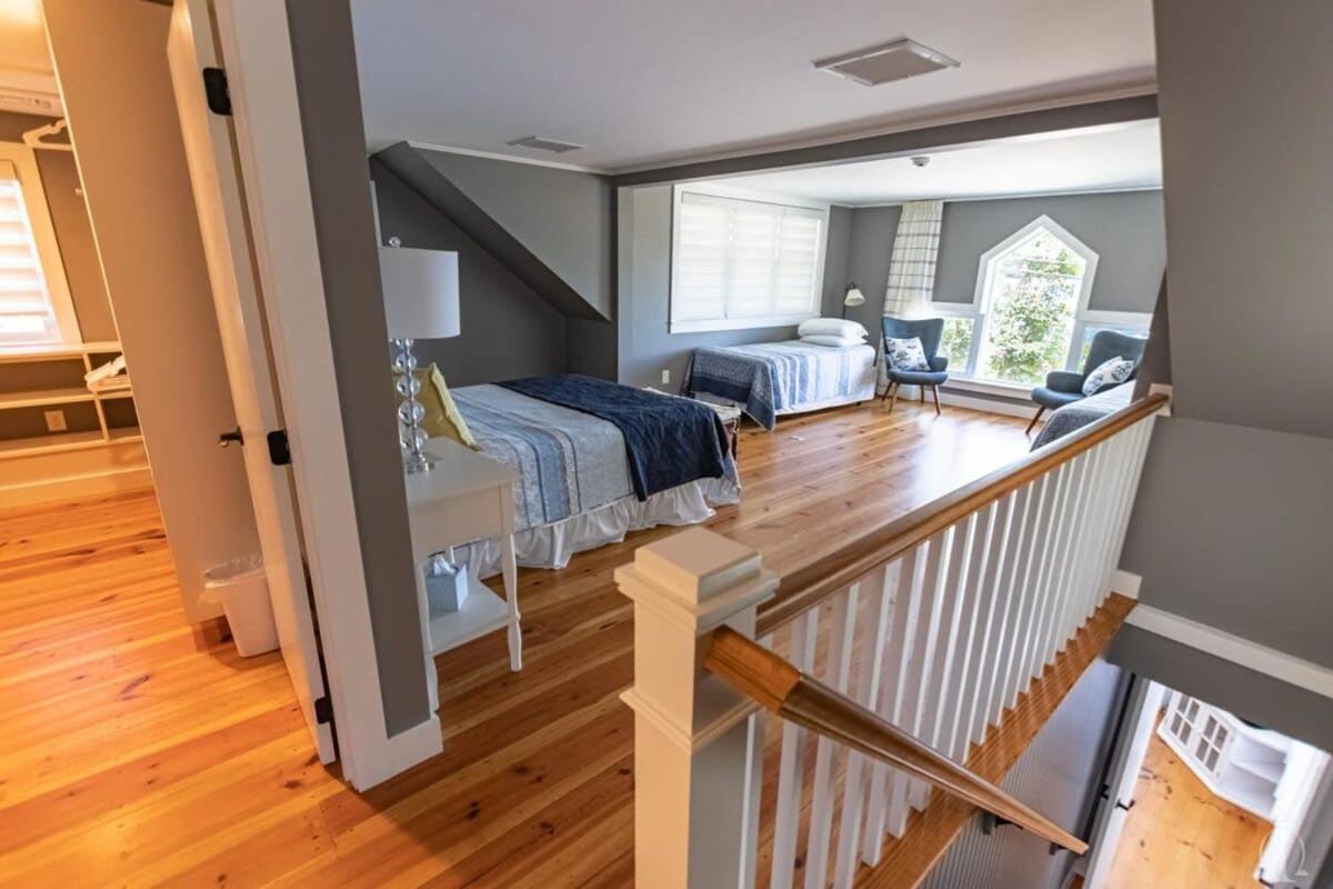 Picturesque Lakefront Retreat At Spofford Lake, Sleeps 10 Chesterfield Экстерьер фото